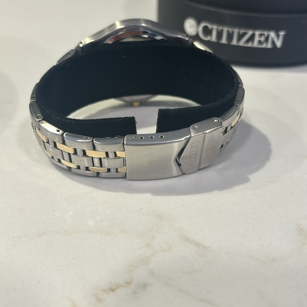 Men’s Citizen Watch View 3